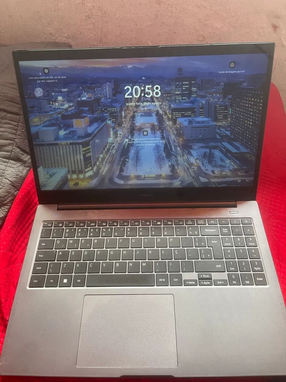 notbook samsung NP550XDA 