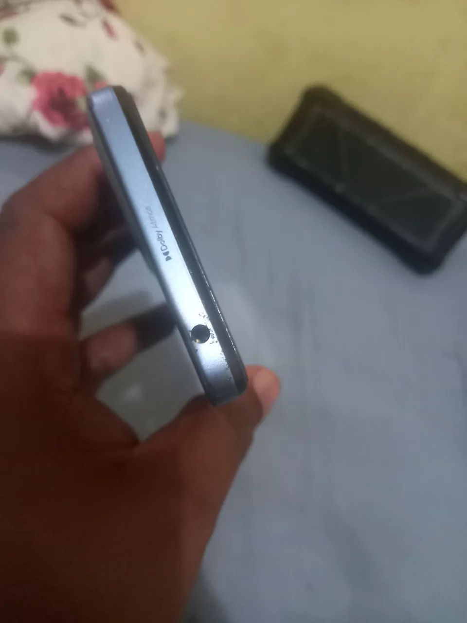 Celular conservado Motorola  g05 
