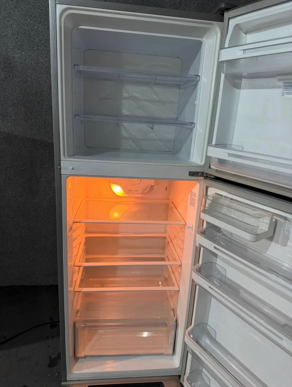 Geladeira Electrolux inox 475 litros  - Foto 3