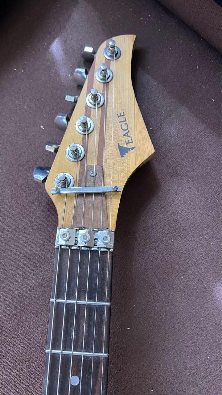 Guitarra eagle + bag - Foto 3