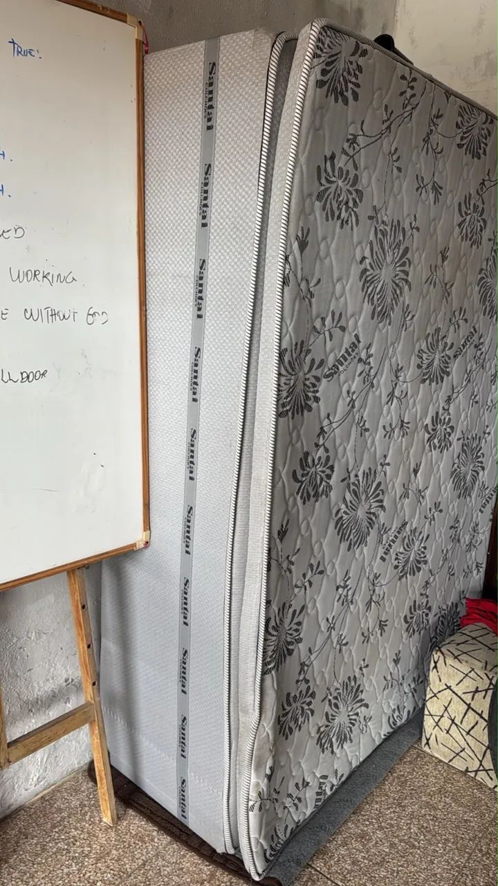 Vendo cama de casal