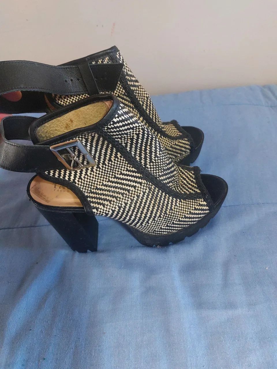 Sapatos feminino - Foto 3