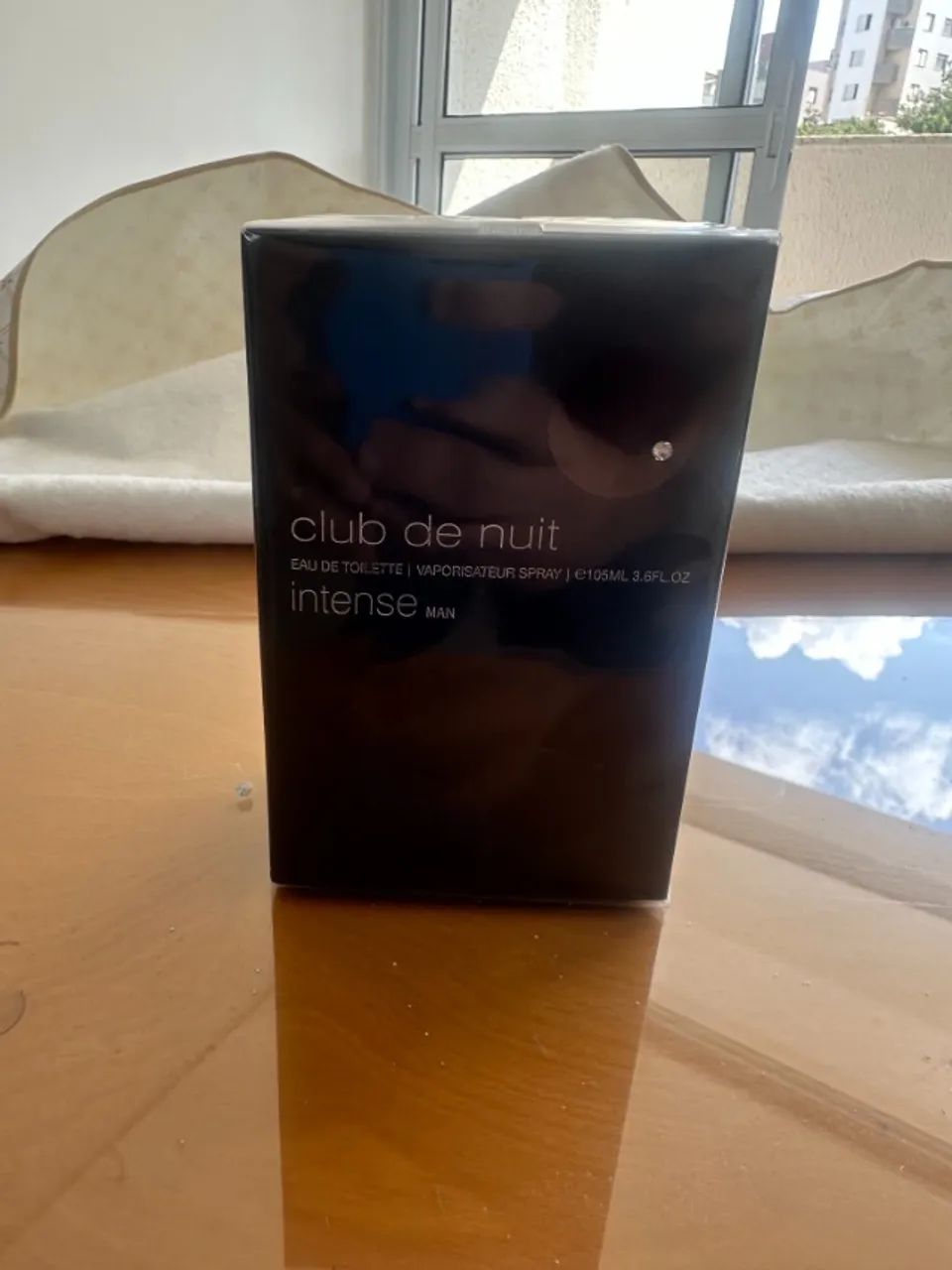 Perfume  EAU Parfum Club de Nuit 100ml - Foto 2