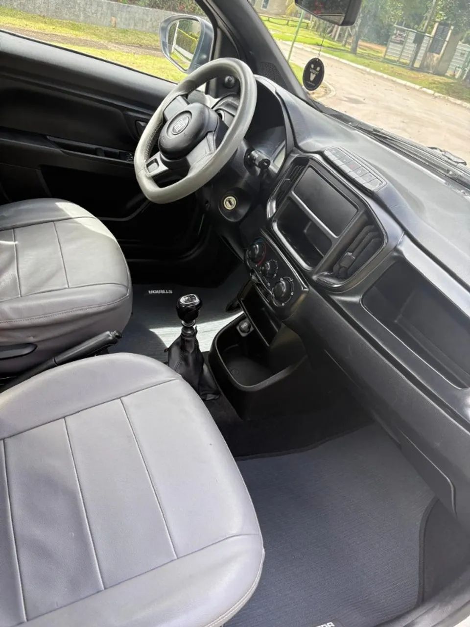 Fiat Strada Endurance 1.4 Flex 8V CS Plus 2022 - Foto 4
