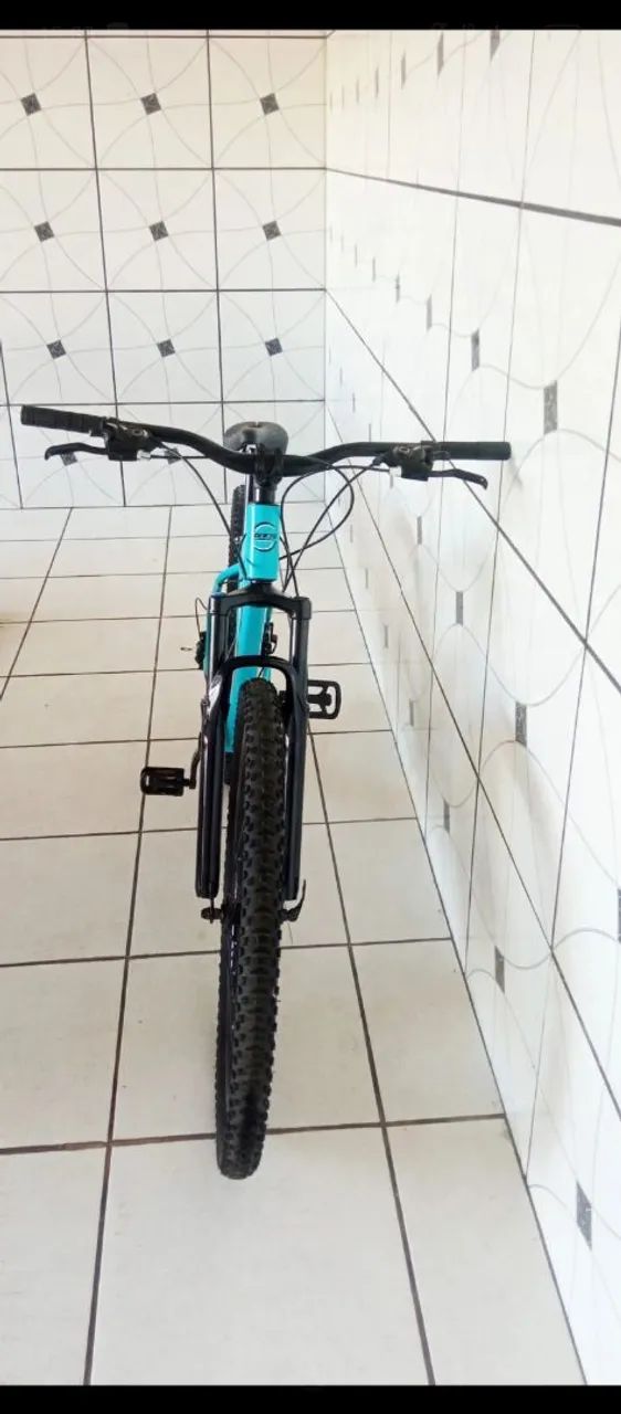 Bicicleta semi nova 