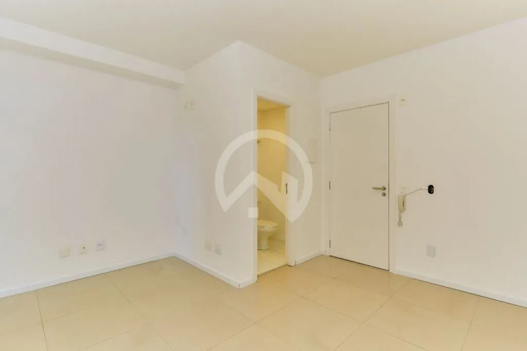 Excelente Sala Comercial com Vaga de Garagem no Bigorrilho - Foto 4