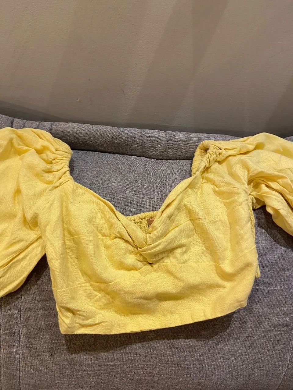 Top amarelo farm