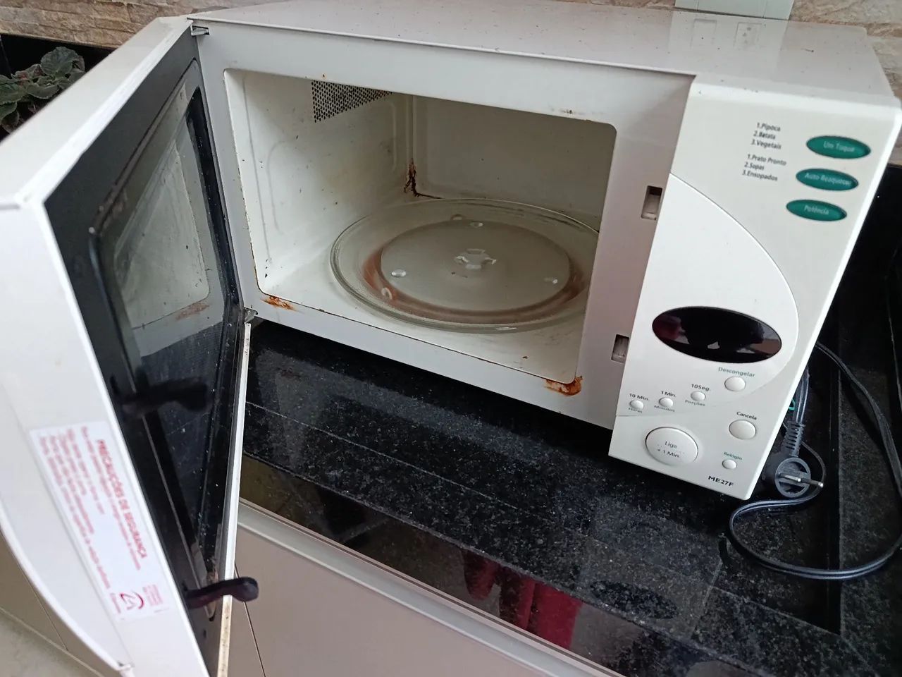 Microondas Electrolux 220V c/ Defeito  - Foto 3