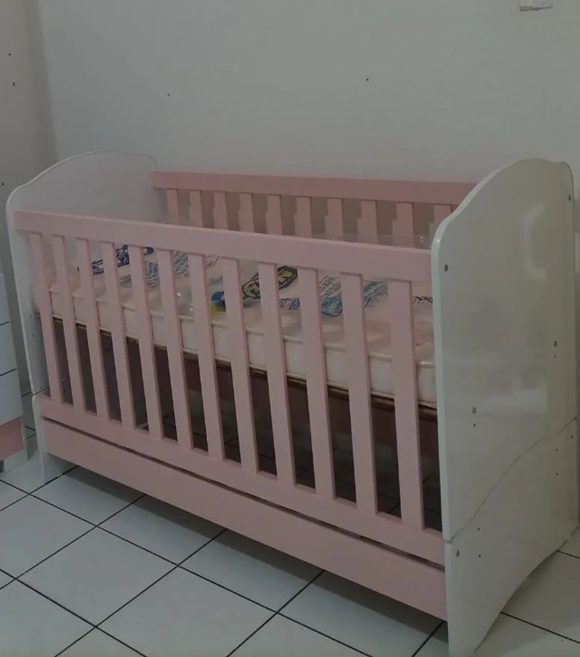 Vendo Berço Novo, Nunca Usado e Com Colchão