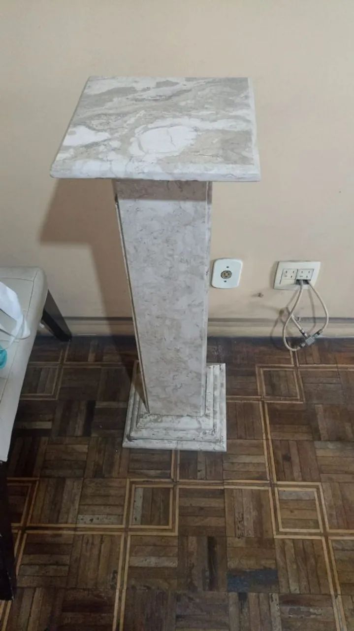 COLUNA DE MÁRMORE ELEGANTE E SOFISTICADO!
