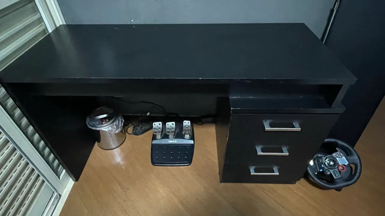 Mesa gamer escravinha 3 gavetas - Foto 4