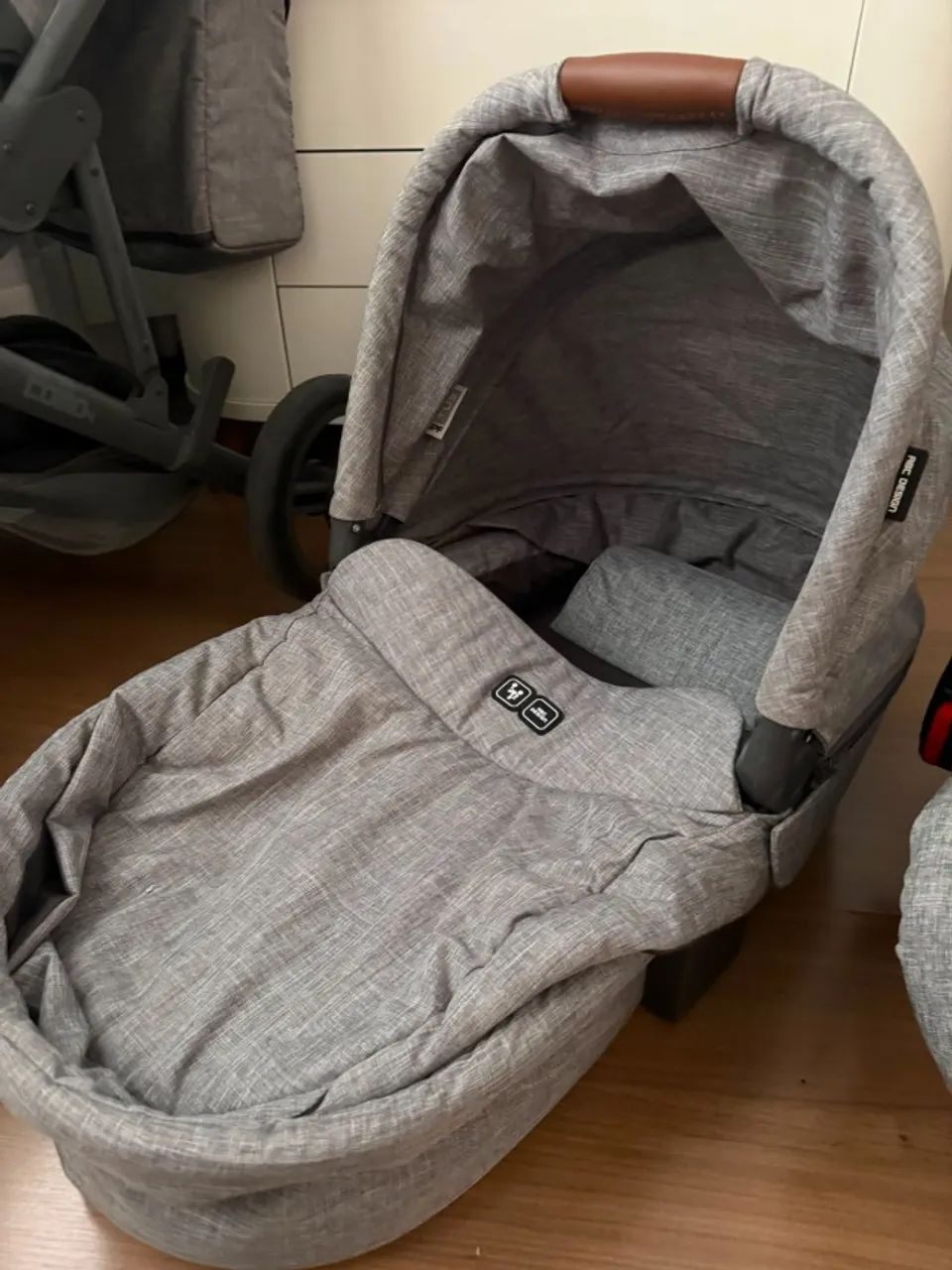Carrinho ABC Design Como 4 - Cinza - Excelente estado - Foto 4