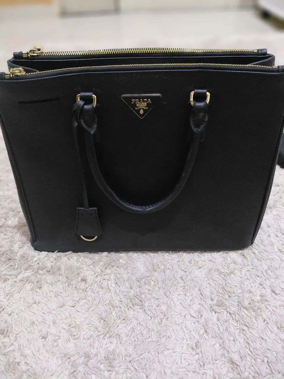 Bolsa prada comprada em nova York 