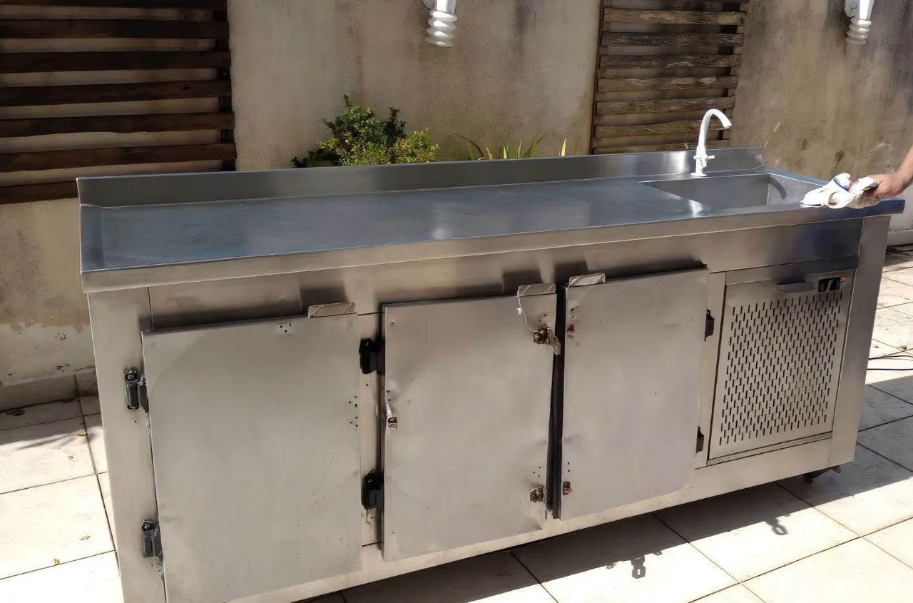 OPORTUNIDADE Balcão refrigerado Inox e Geladeira - Foto 3
