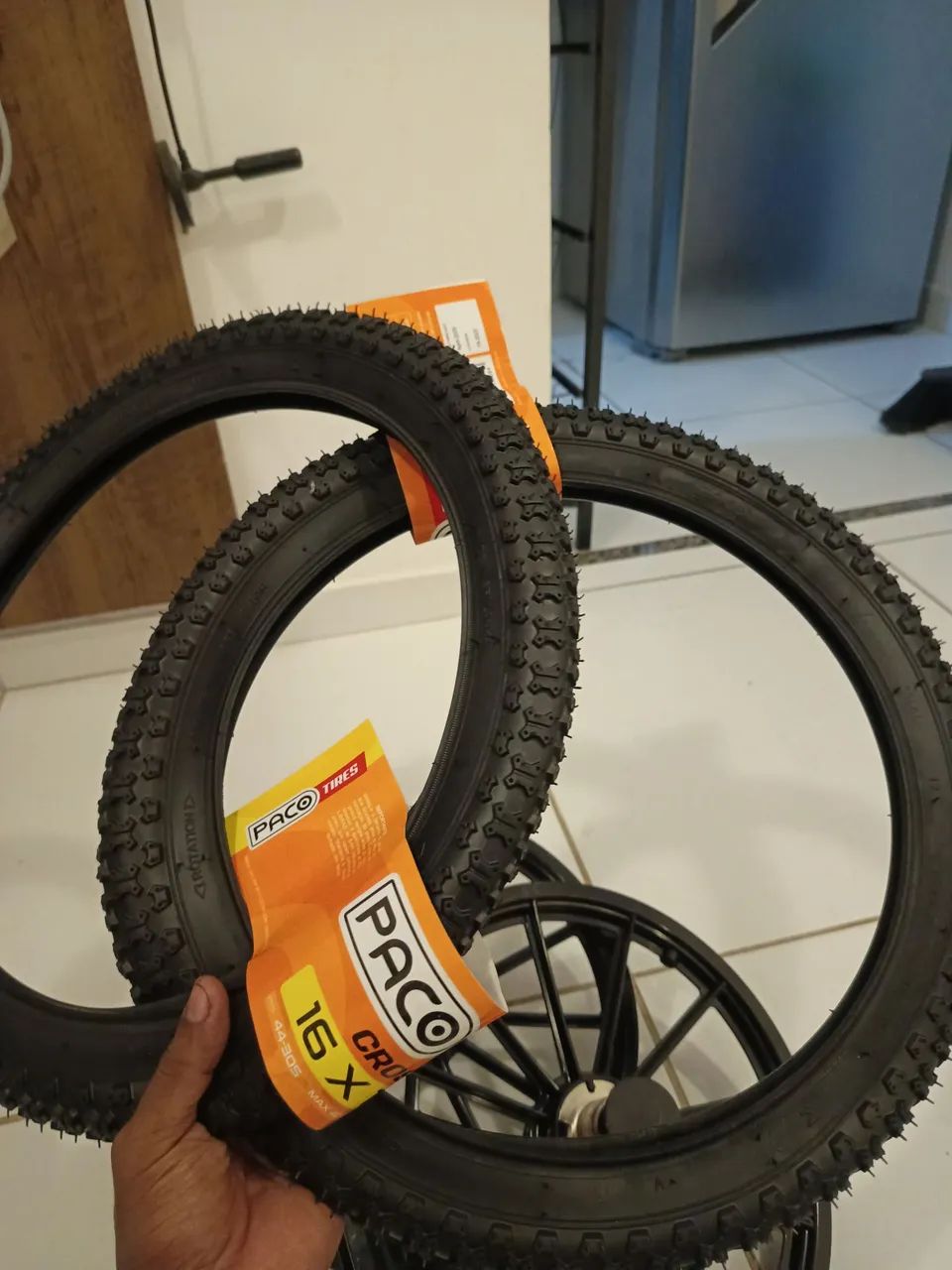 Bicicleta aro 16, nova na caixa - Foto 2
