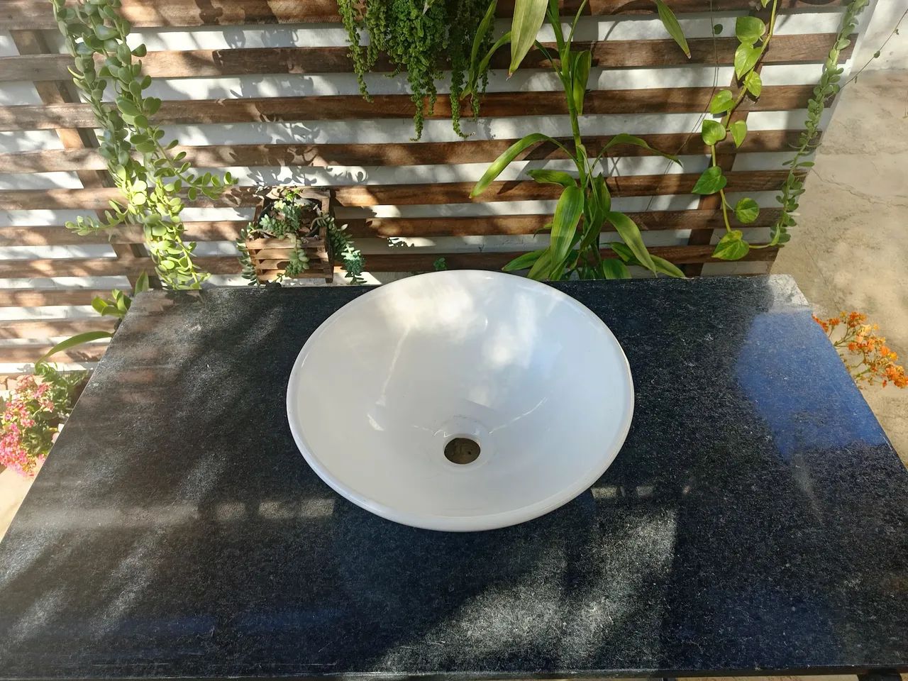 Pia p/banheiro 