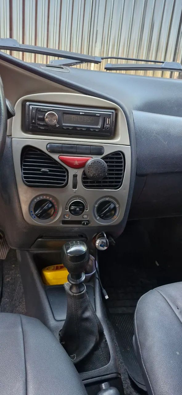 Fiat Strada 1.4 MPI Fire Flex 8V CE 2012 - Foto 5