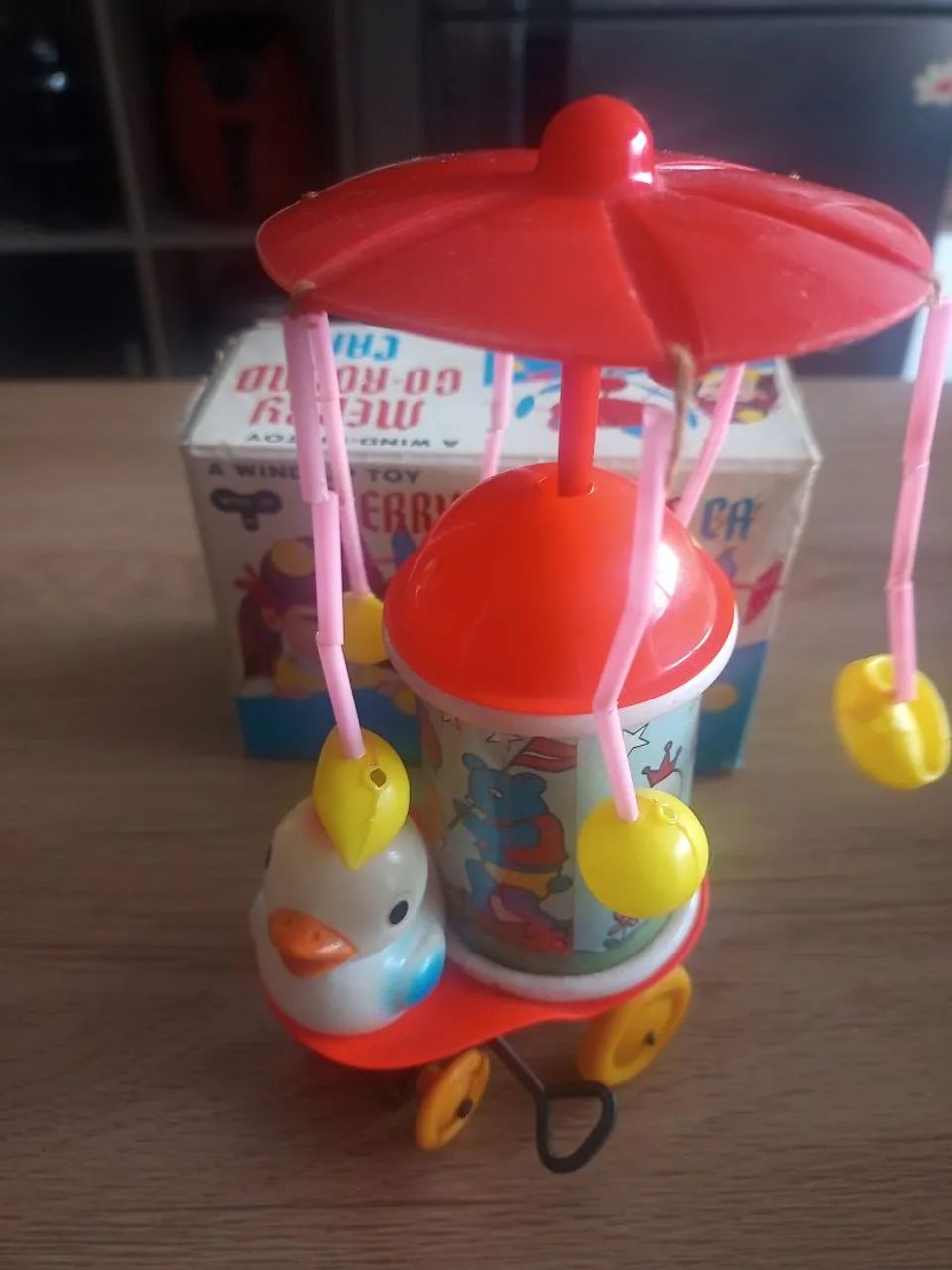 Merry Go Round Car" (Carrinho Carrossel).  - Foto 4