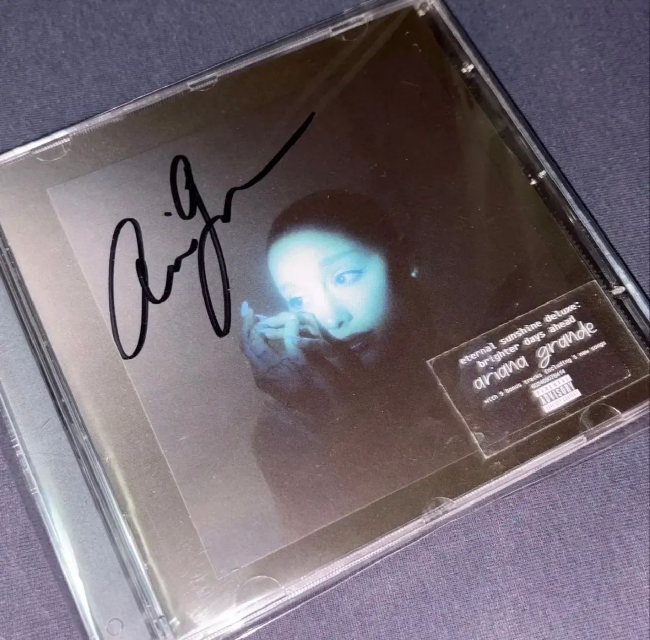 Ariana Grande Eternal Sunshine Brighter Days AUTOGRAFADO 