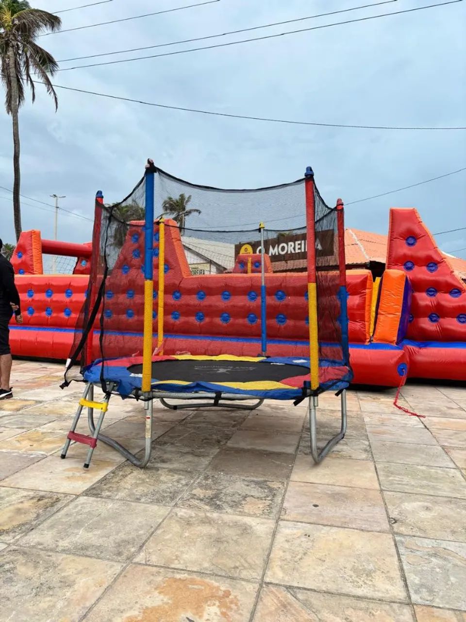 Alugamos pula pula, piscina de bolinhas e futebol de sabão  - Foto 5