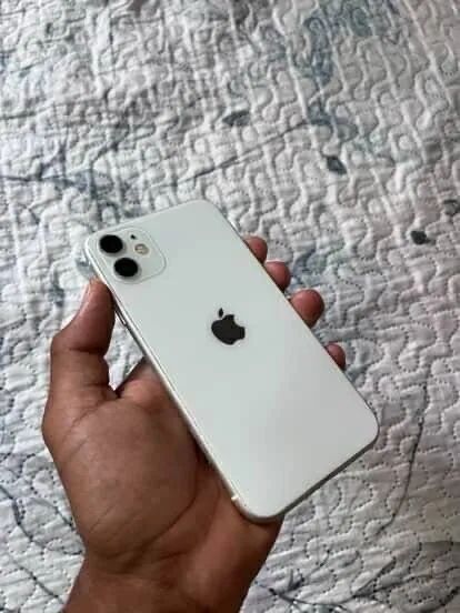 iPhone 11 128GB - Celulares e Smartphones - Salobro, Caxias