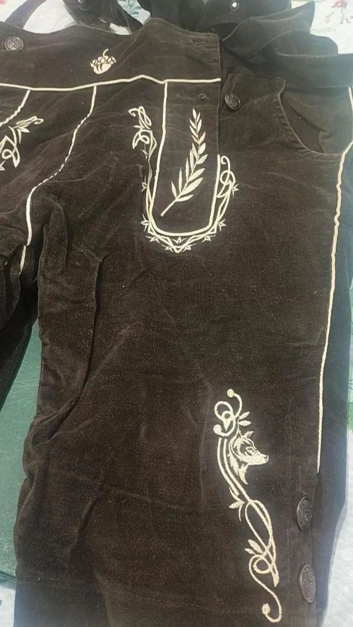 Traje Típico alemão ( Bermuda + suspensório) - Foto 2