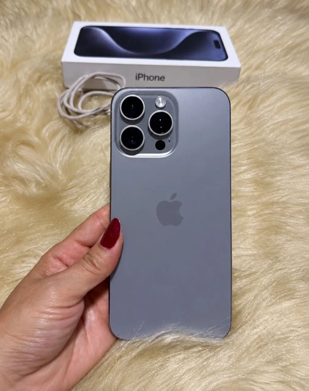 iPhone 15 pro Max 512gb com nota e bateria 86% - Celulares e