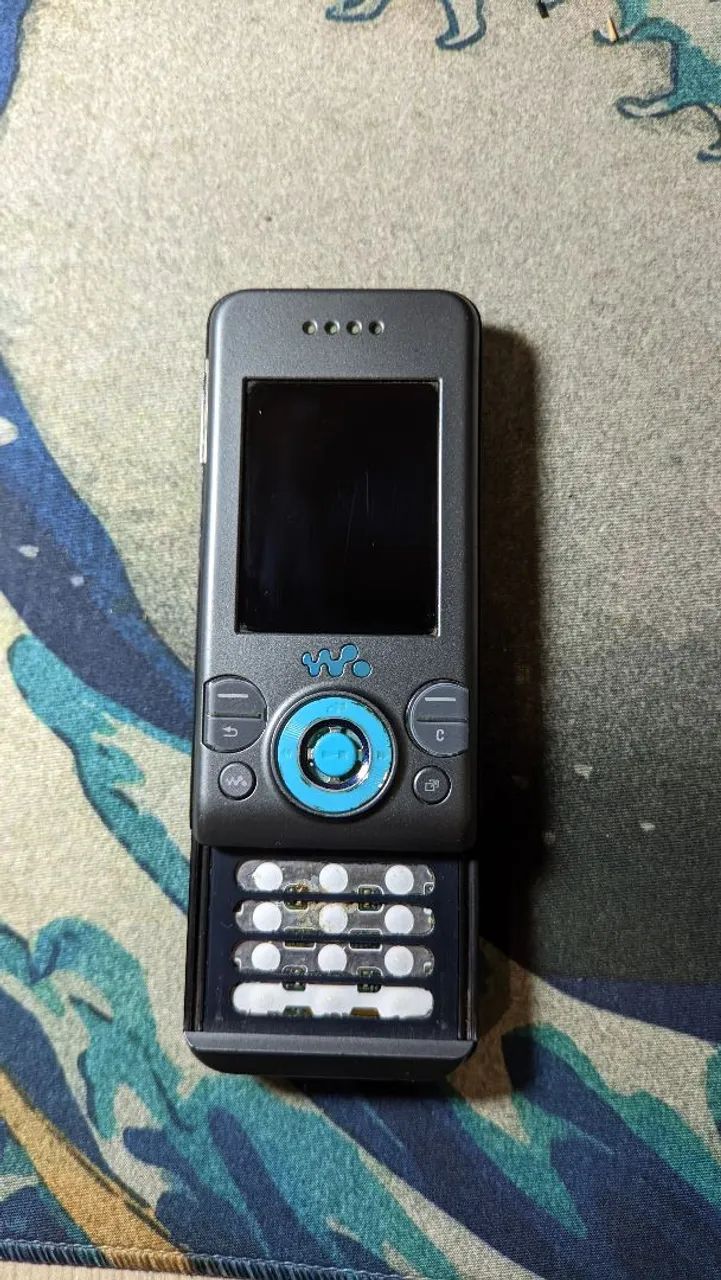 Sony Ericsson W580i - para restauração/peças  - Foto 3