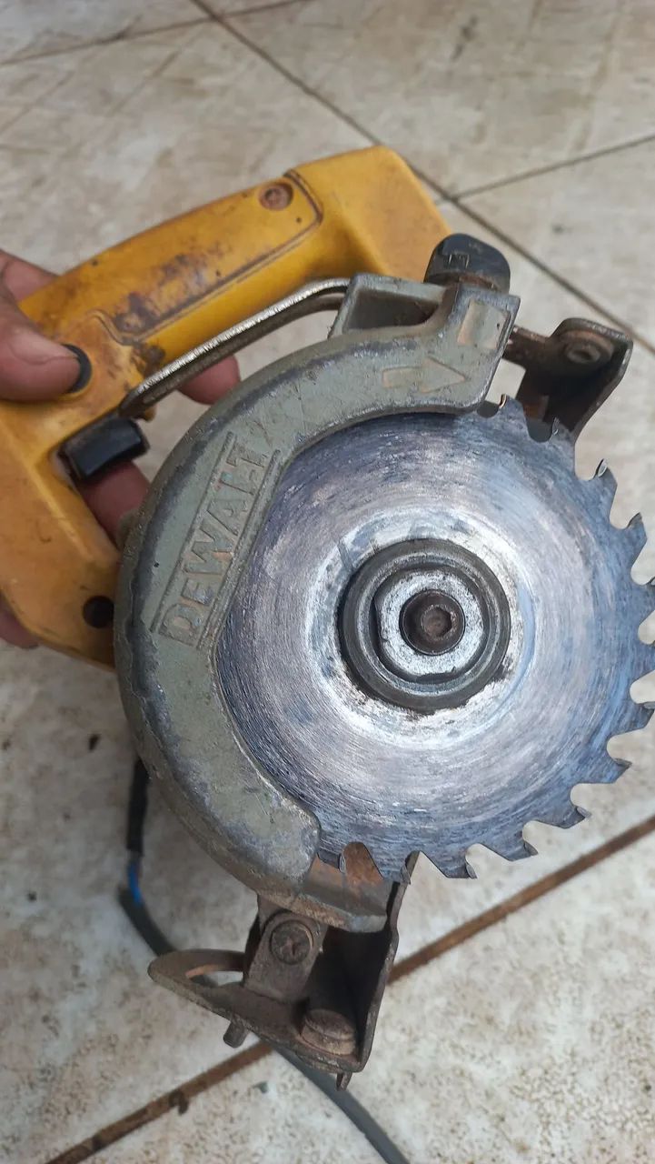 Serra marmore/madeira