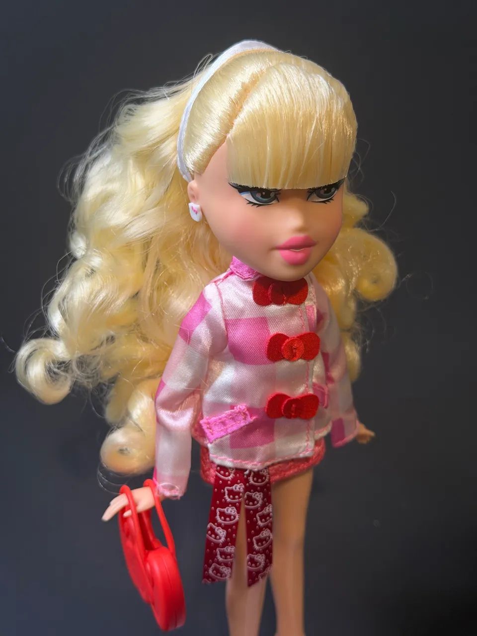 BRATZ HELLO KITTY CLOE - Foto 5