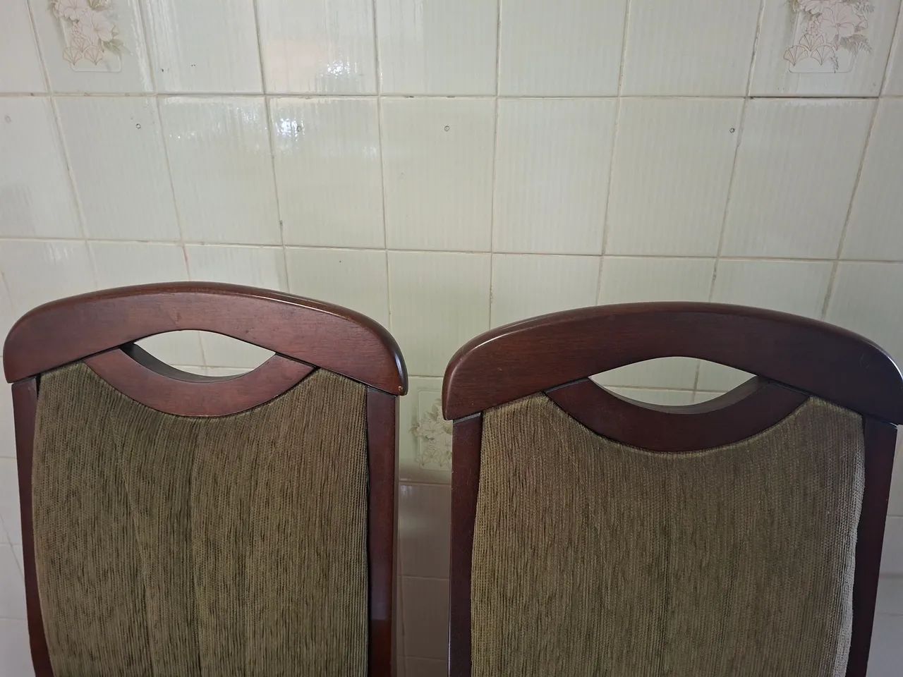 Mesa com 6 cadeiras  - Foto 2