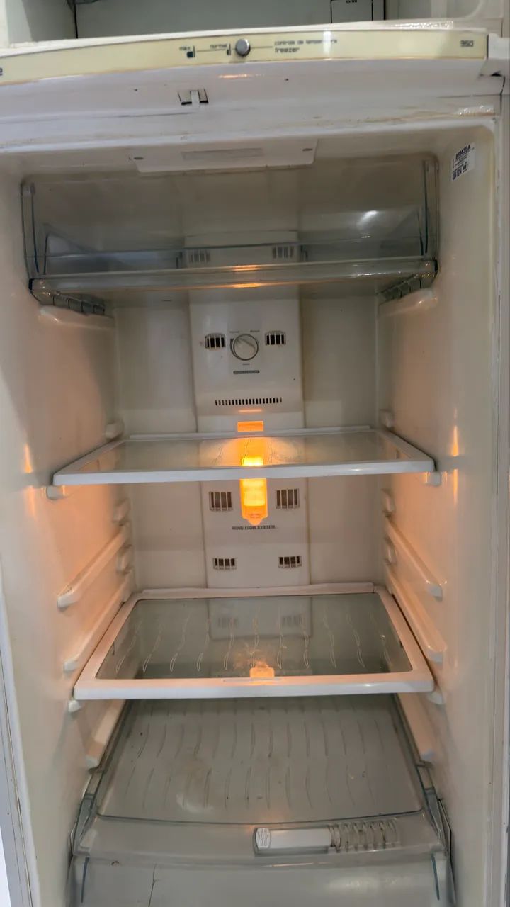 Geladeira Brastemp com defeito - Foto 5