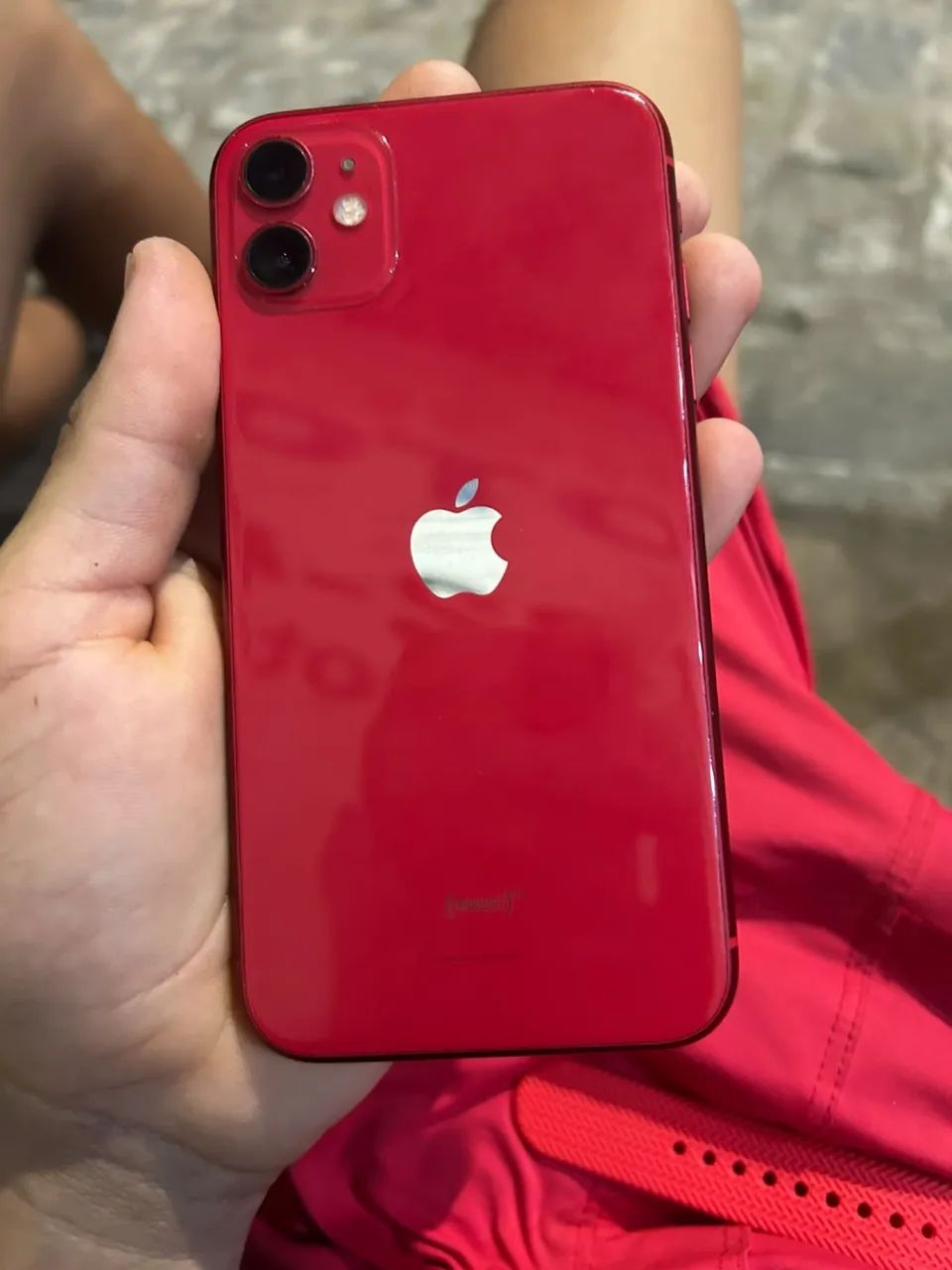iPhone 11 64 GB bateria 71% - Foto 2