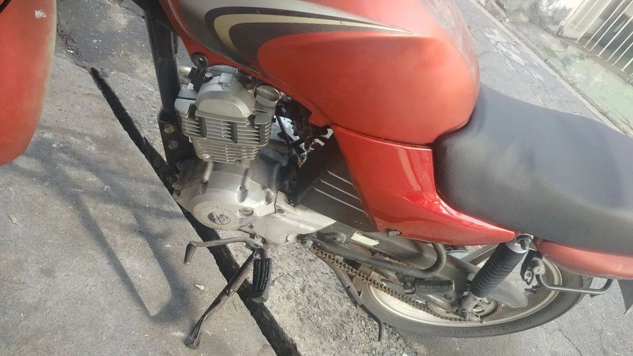 YBR 125 - Foto 5