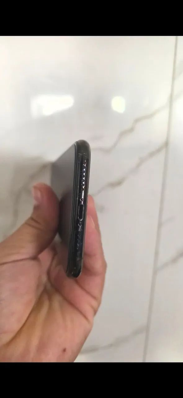 Iphone 11 pro max 64 gb - retirada de peças  - Foto 2
