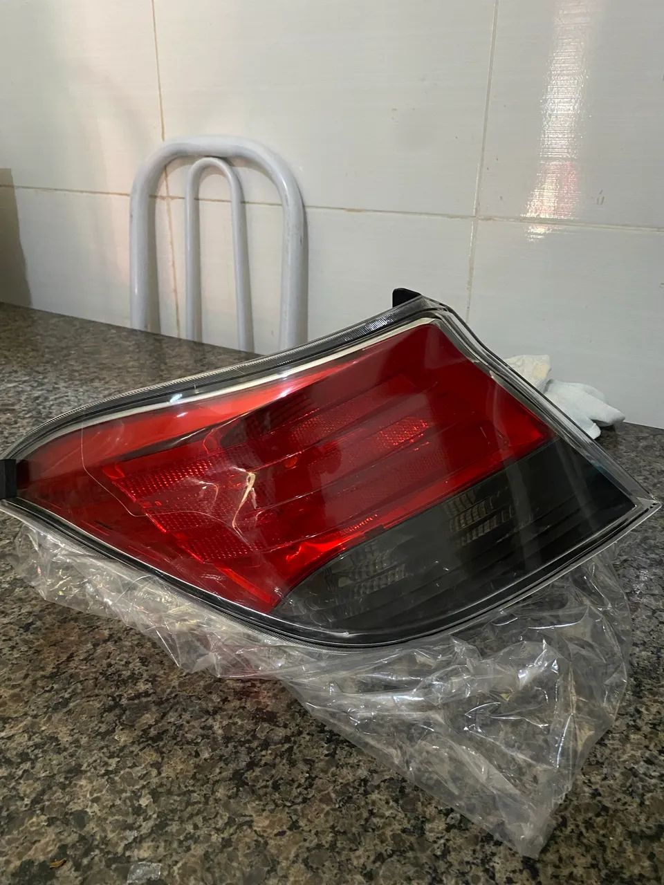 Lanterna GM do Prisma