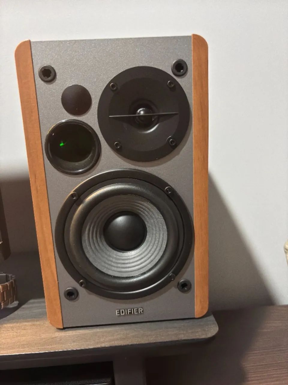 Monitor de Audio/Caixa de som Edifier R1280DB Bluetooth