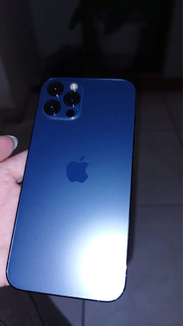 IPHONE 12 PRO AZUL - Celulares e Smartphones - Sarandi, Porto
