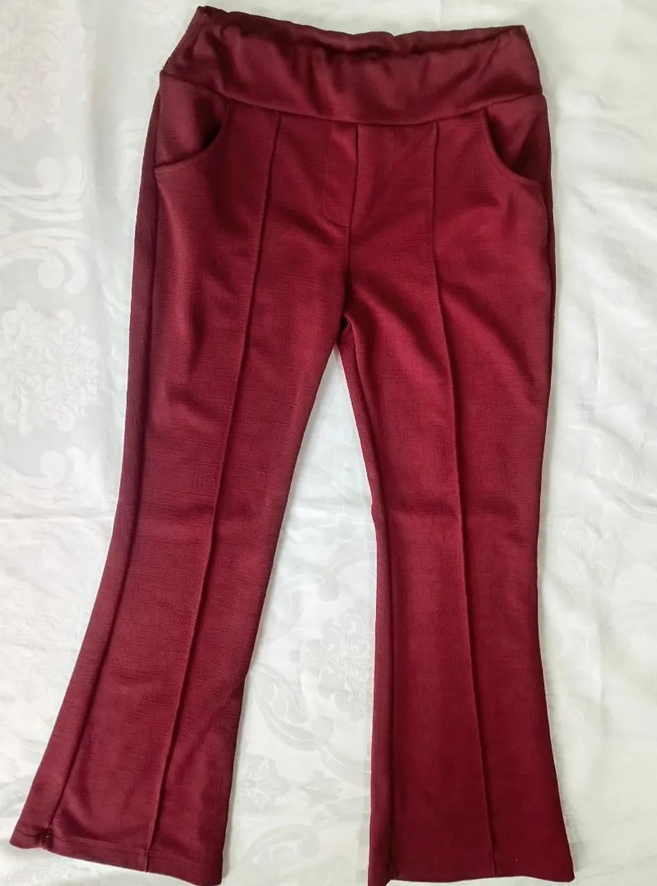 Calça feminina de flare (boca de sino)  - Foto 3