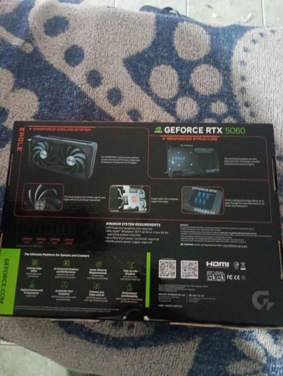 Rtx 5060 de 8gb da gigabyte  - Foto 4