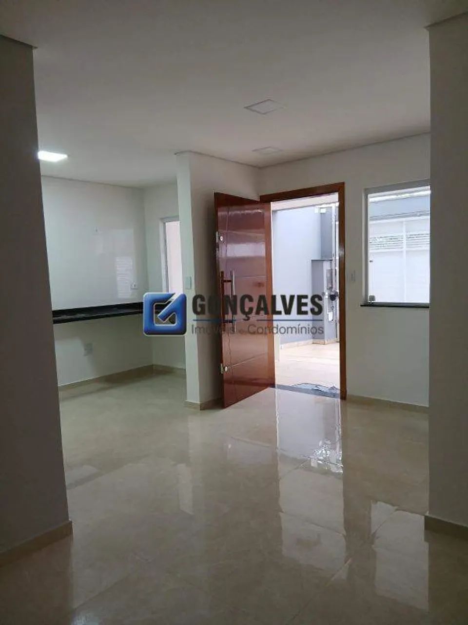 Casa residencial com 2 suítes e quintal em Jardim Ipanema, Santo André