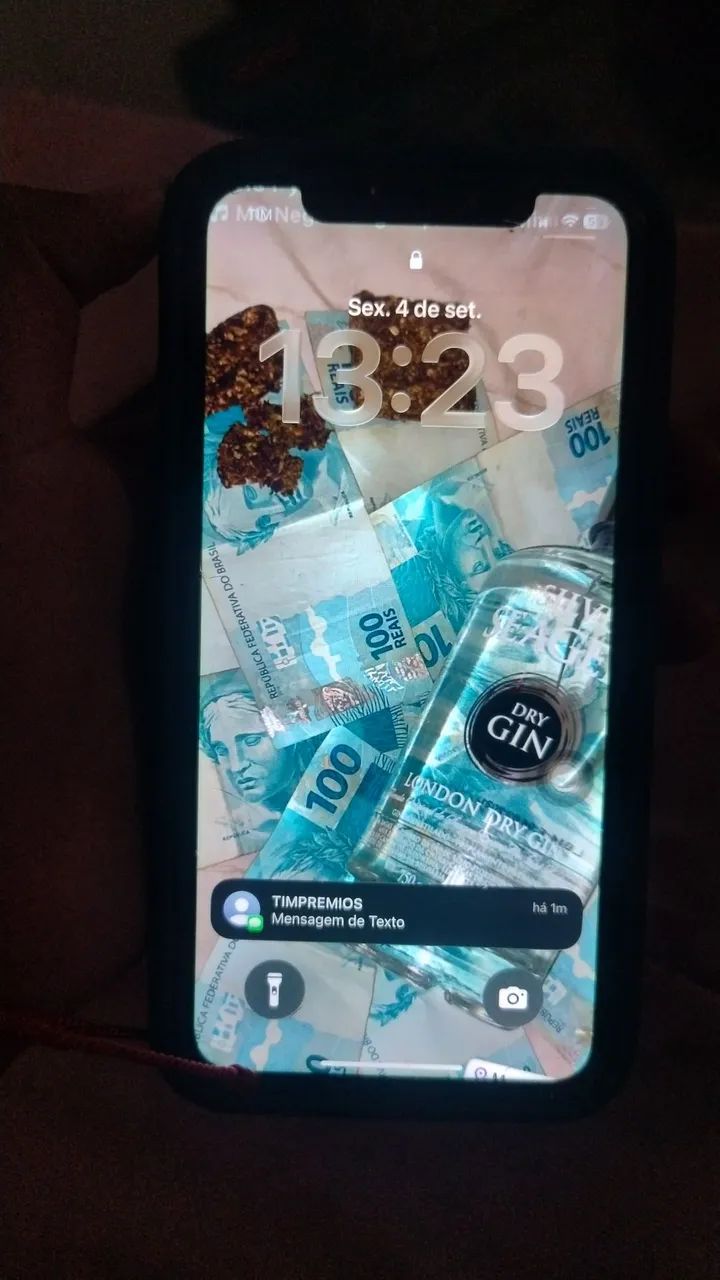 iPhone 11 nunca troco nada barato pra sair rápido  - Foto 4