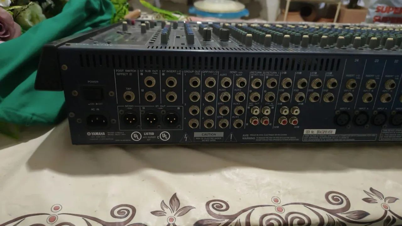 Mesa de som YAMAHA  - Foto 4