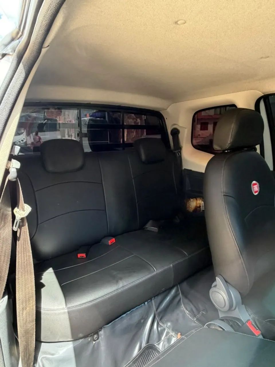 Fiat Strada Working 1.4 MPI Fire Flex 8V CD 2013 - Foto 5