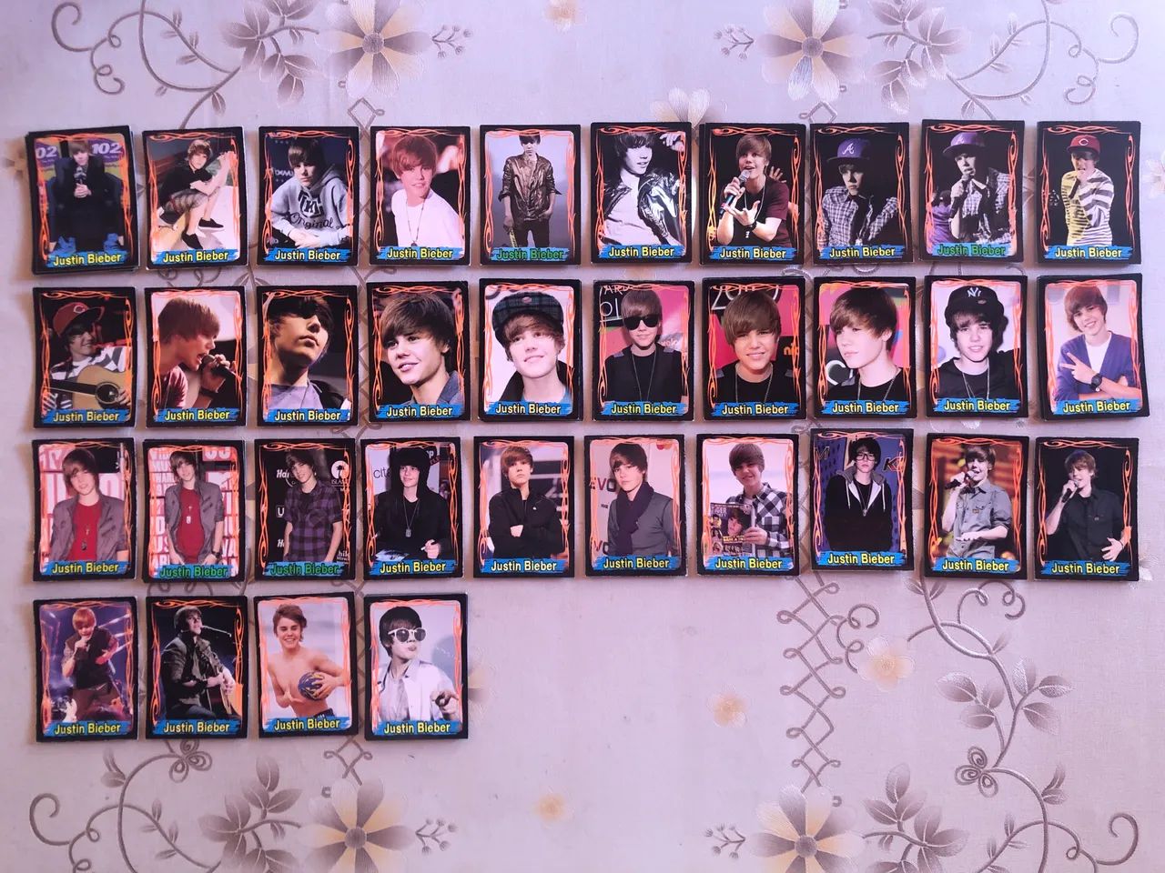 Lote Cards Pop Star Cantores e Bandas - Foto 2