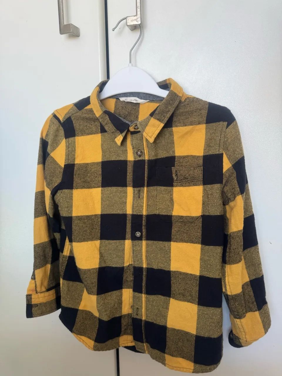 camisa infantis xadrez seminovas  - Foto 3