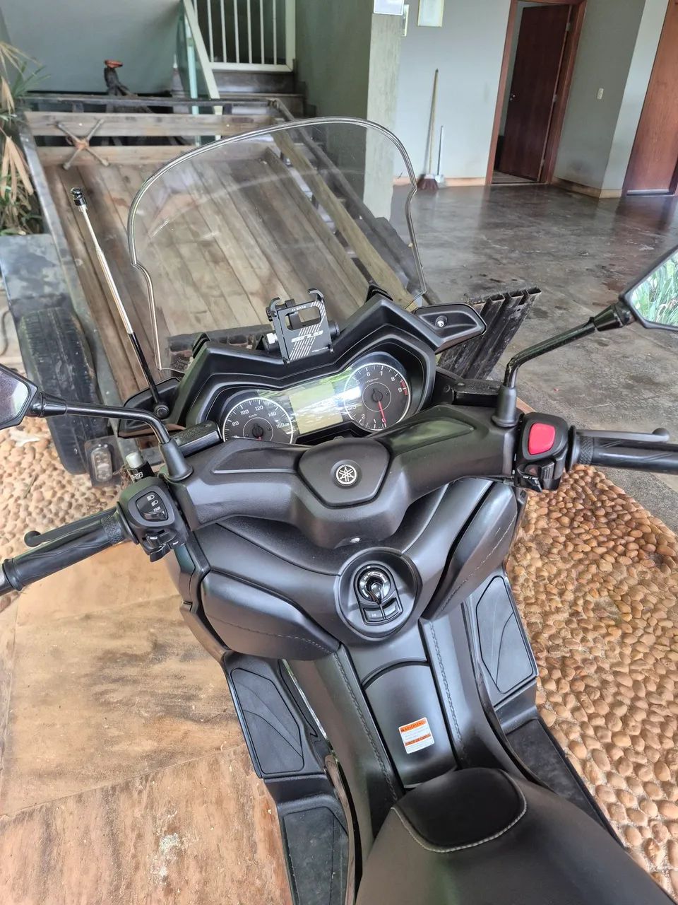 Yamaha xmax 2023 - Foto 3