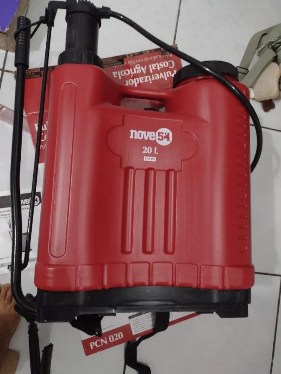 Pulverizador costal 20 litros novo na caixa  - Foto 2