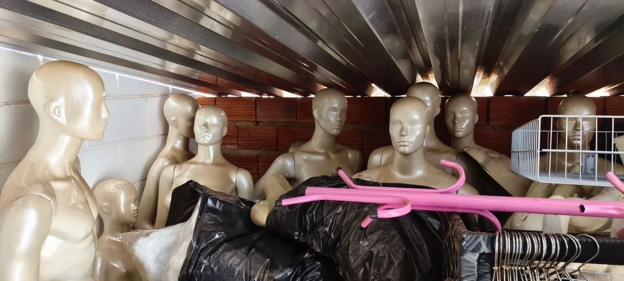 Lote 10 manequim masculinos e femininos. - Foto 3