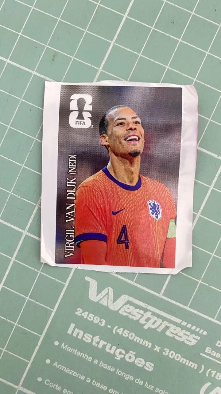 Figurinha Virgil van Dijk CC10 - Copa 2026 - Foto 2
